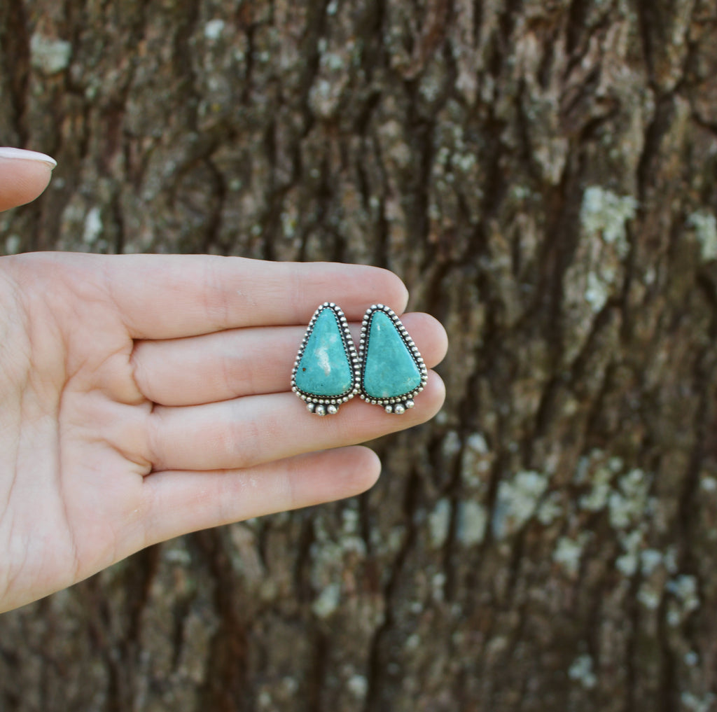Fox Studs