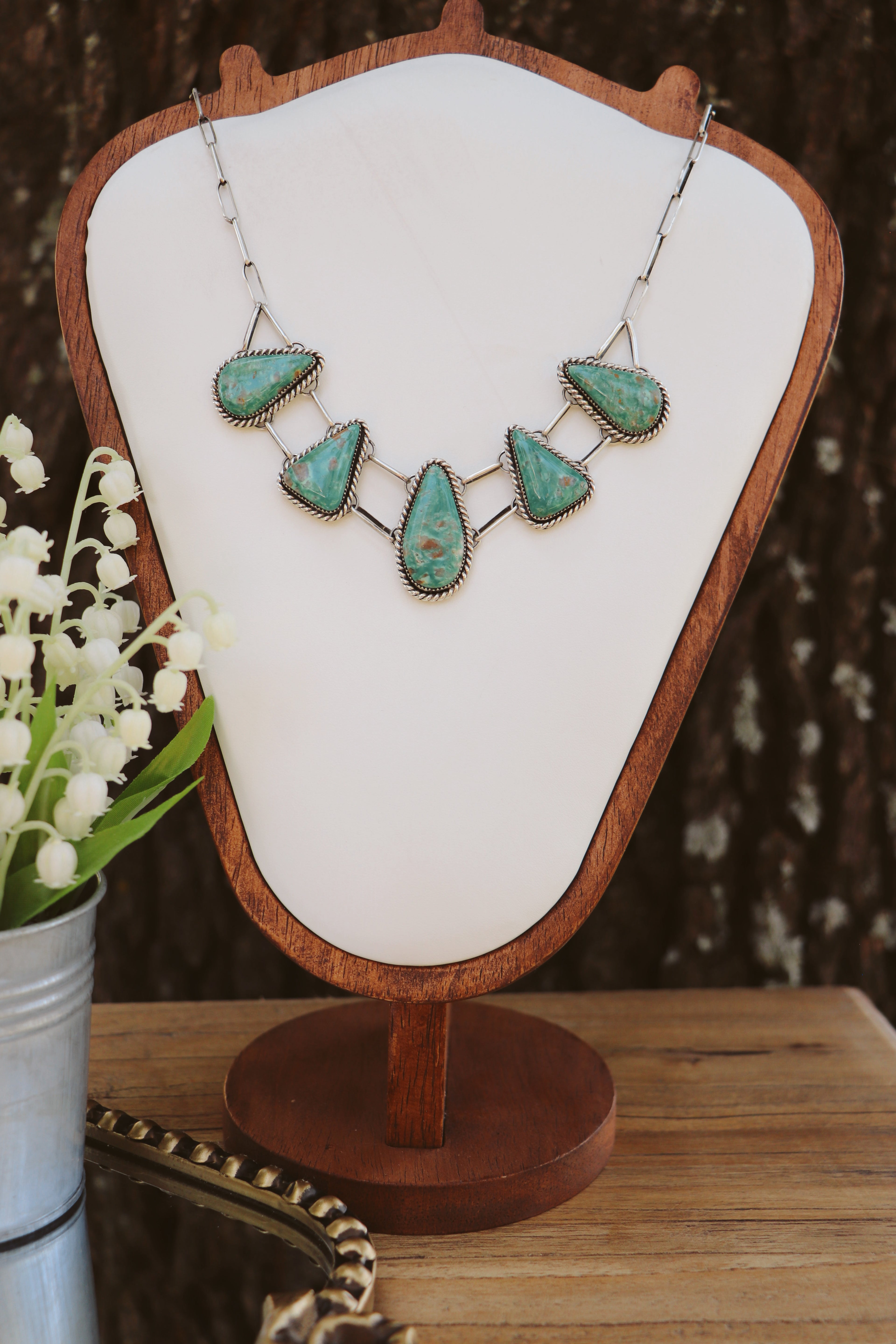 Reba Fan Statement Necklace
