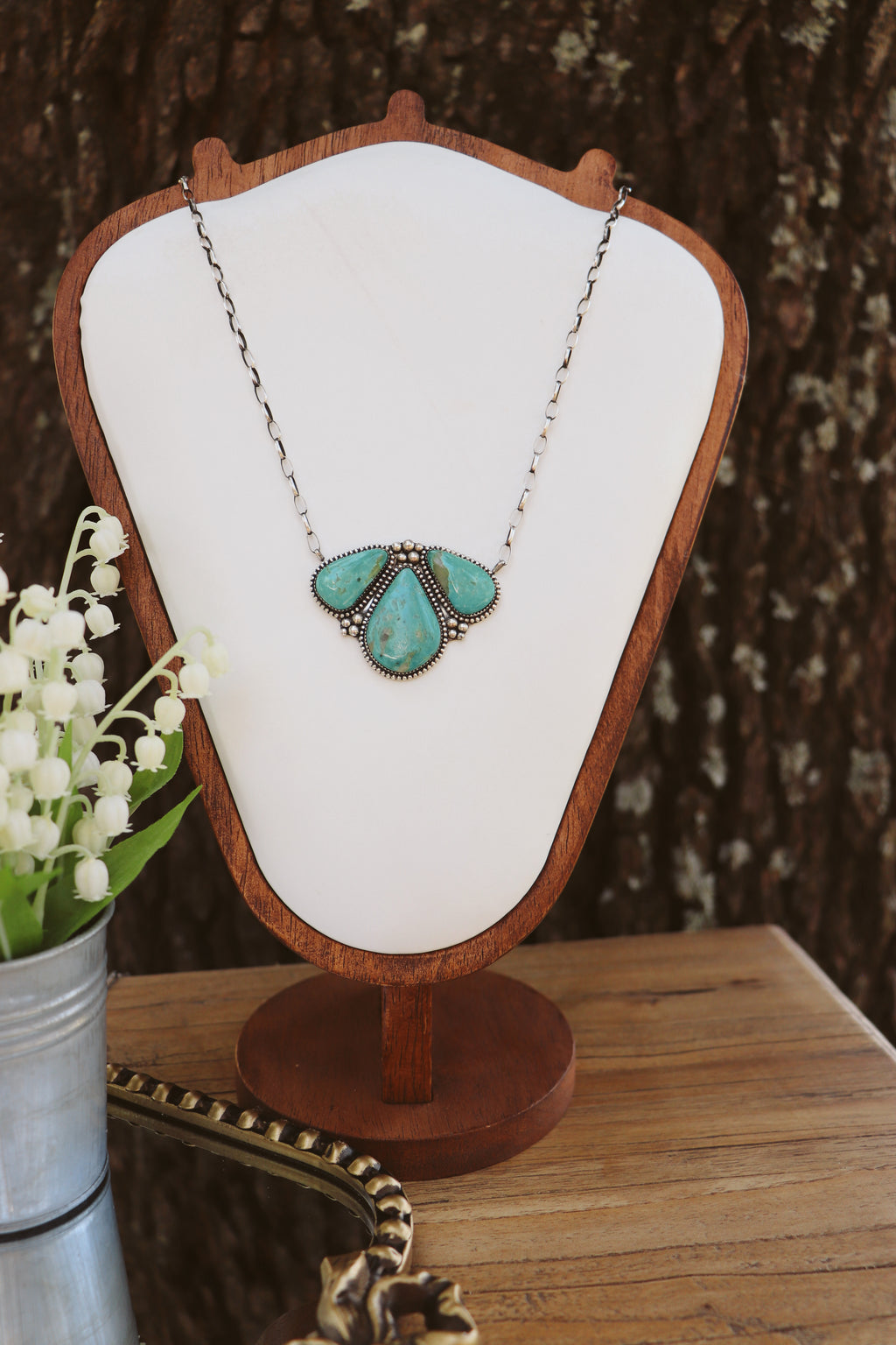 Rosie Fan Necklace