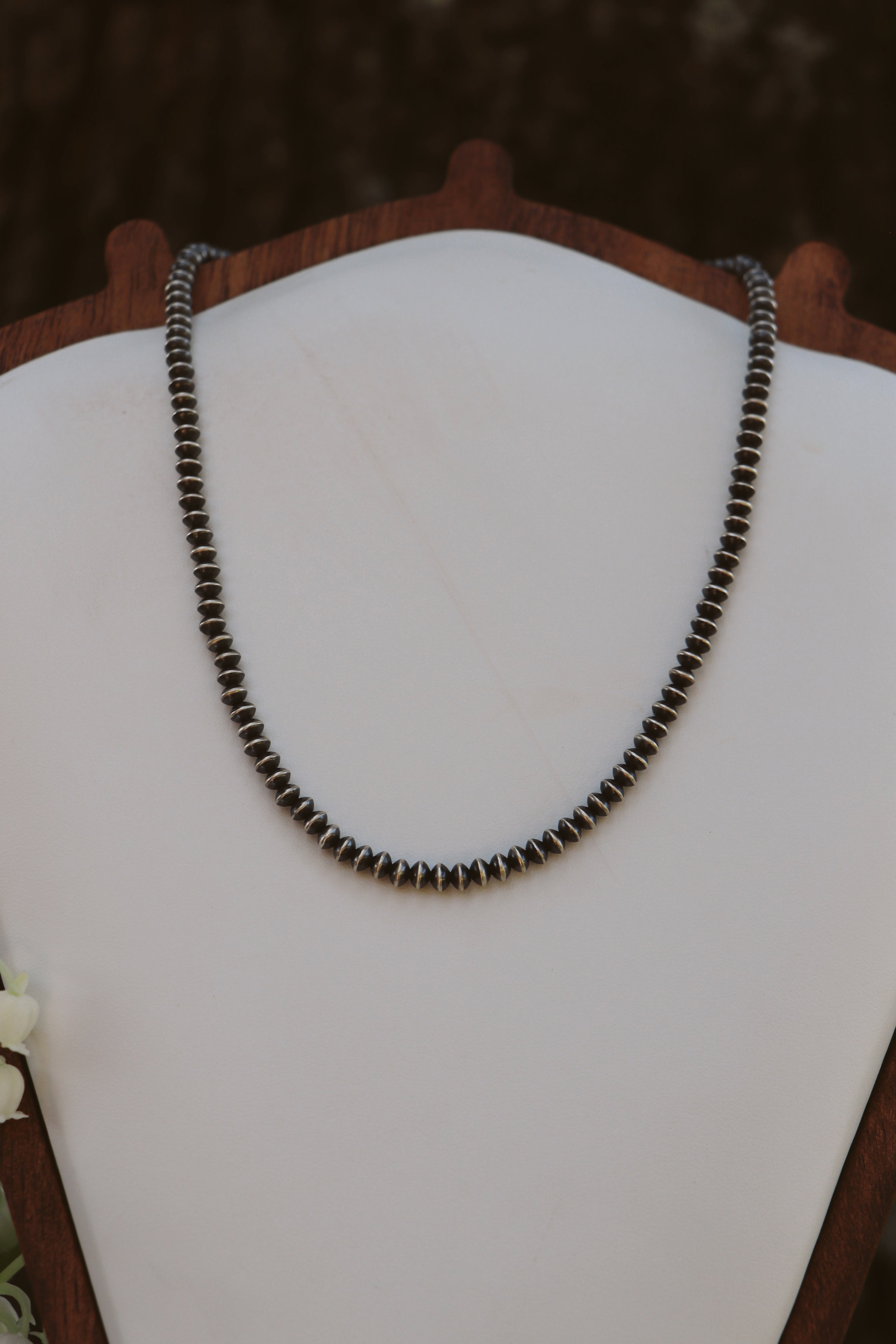 4.5 mm Saucer necklace