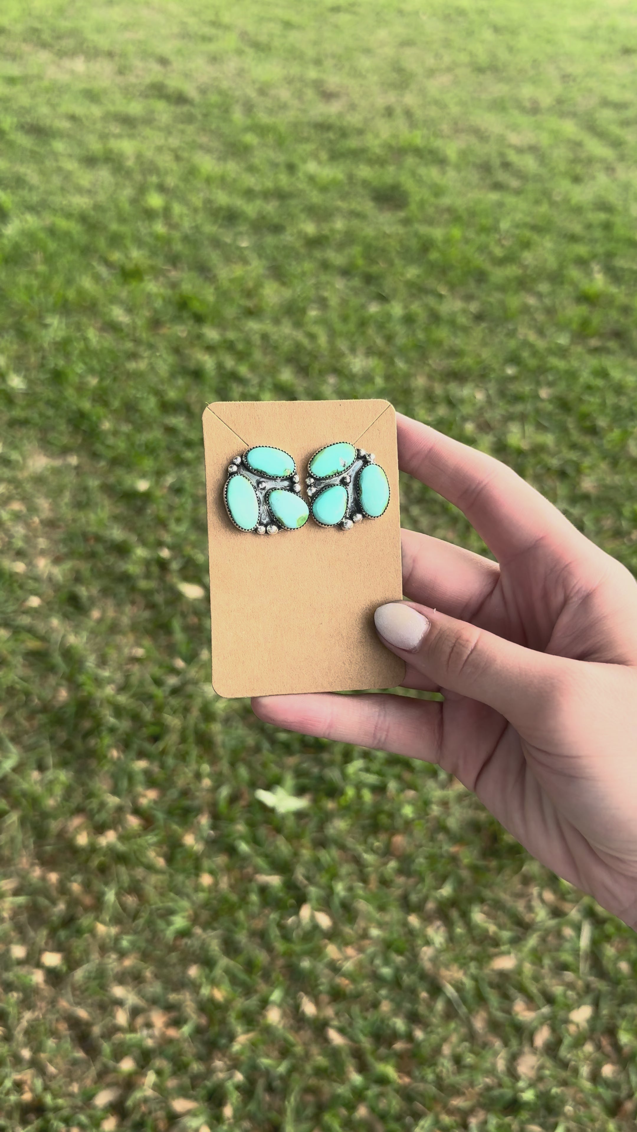 Lone Mountain Cluster Studs