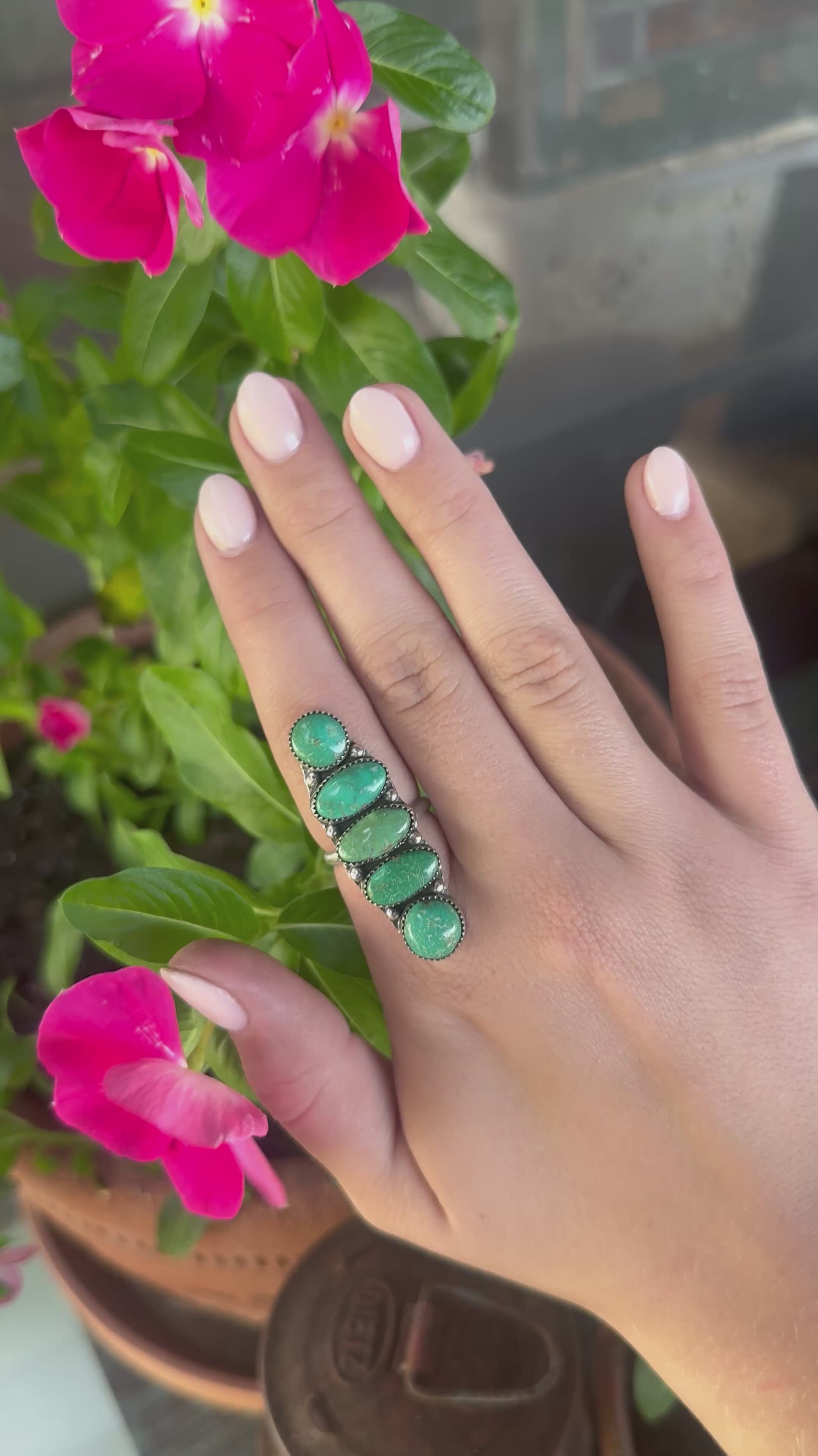 ADJUSTABLE Emerald valley totem ring
